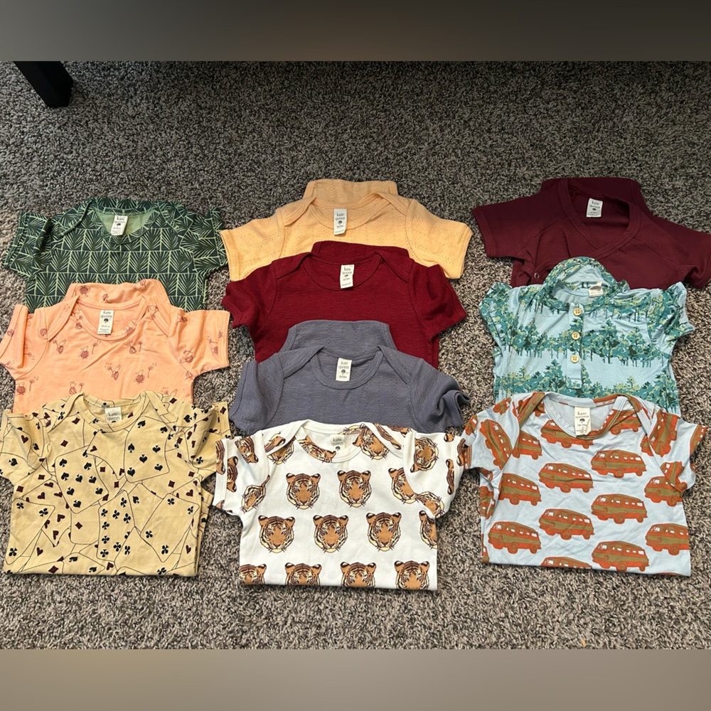 Kate Quinn baby boys size 18-24 months lot of onesies